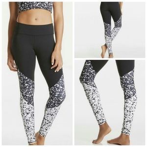 FABLETICS Brogan Dalmatian Leggings Workout Tight